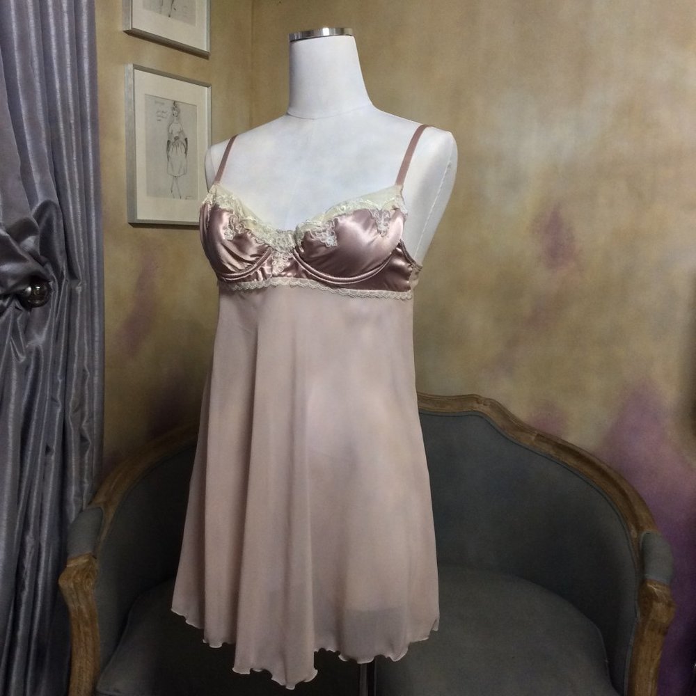 Gilligan & O'Malley NWOT pink chemise, size M